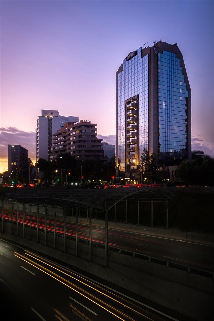 Hotel Wyndham Garden Santiago Kennedy Exterior foto