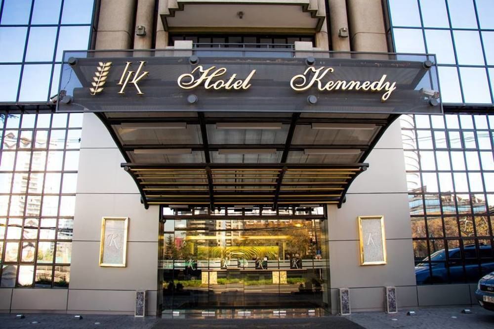 Hotel Wyndham Garden Santiago Kennedy Exterior foto